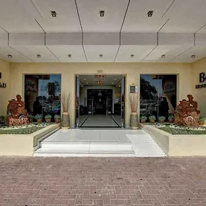 Beach Hotel Apartment Апарт-отель