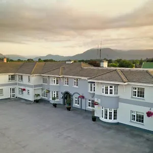 Castle 3*, Cill Airne Irlanda